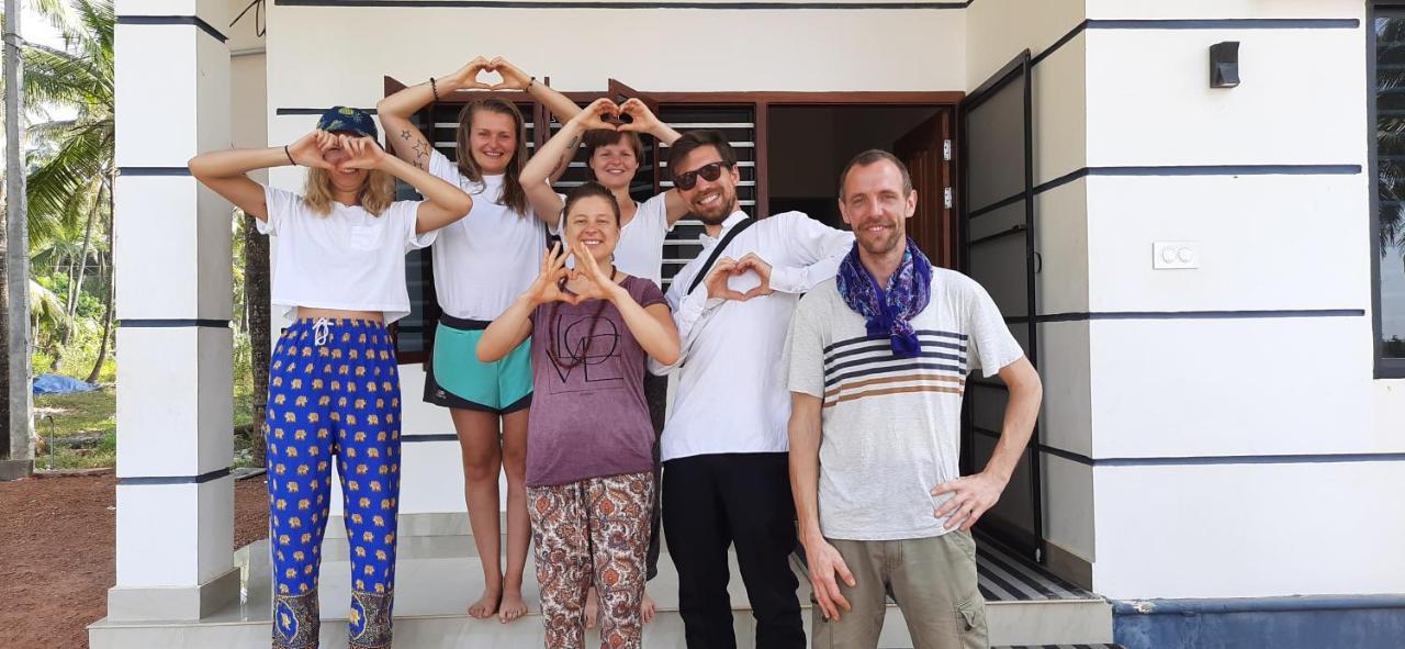 Corniche Beach Resort Mulappilangād エクステリア 写真
