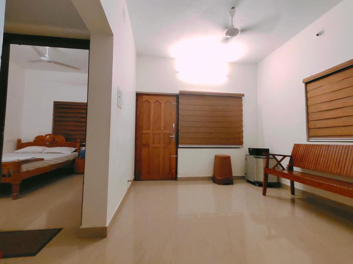 Corniche Beach Resort Mulappilangād エクステリア 写真